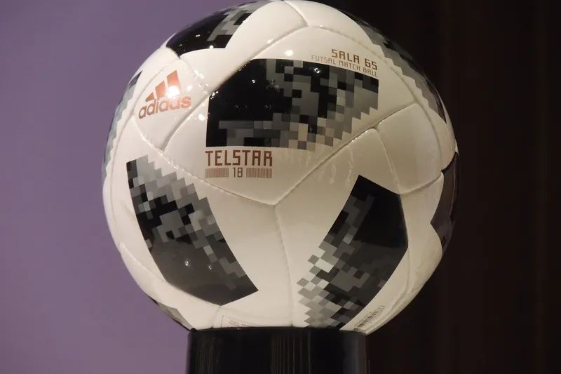 Imagem ilustrativa de arquivo: bola de futsal; não é um registro das partidas do Piauiense
