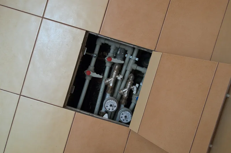 Imagem ilustrativa de arquivo: tubulação e medidores de água; a imagem não mostra instalações da Águas de Teresina